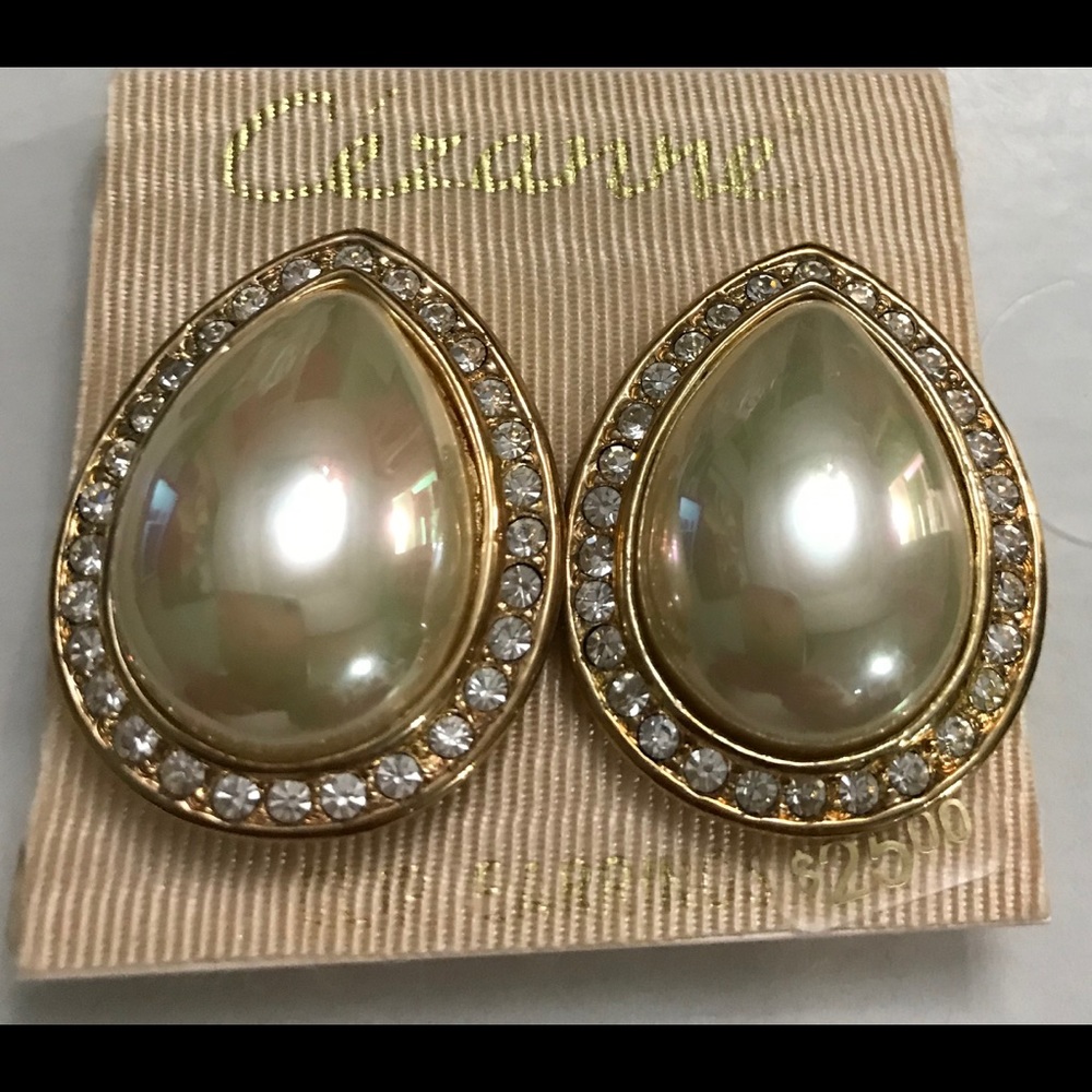 Pearl clips